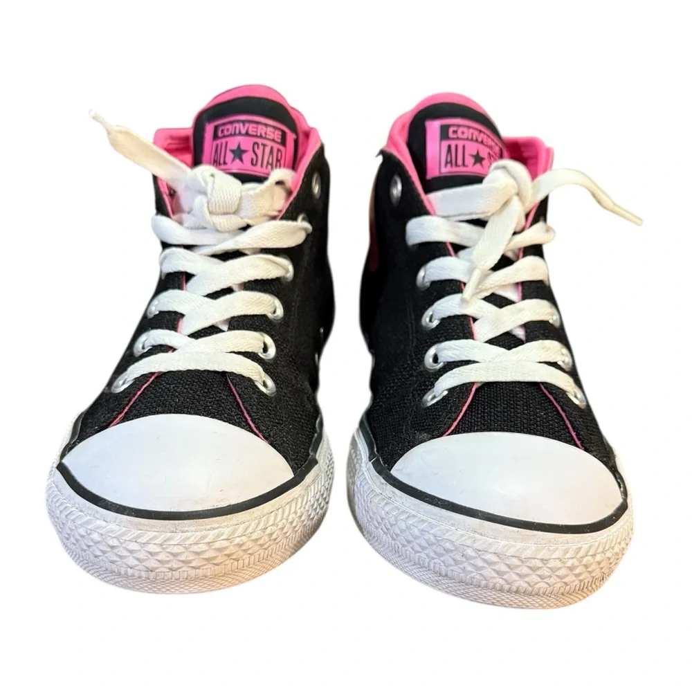 Converse Chuck Taylor All Star mid-top sneakers Junior’s Size 6 Women’s Size 8